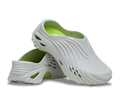 Unisex Crocs Echo Wave Clog