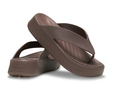 Women Crocs Getaway Groove Platform Flip